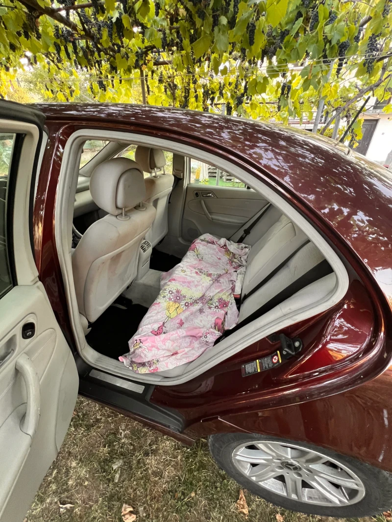 Mercedes-Benz C 200, снимка 7 - Автомобили и джипове - 52388143