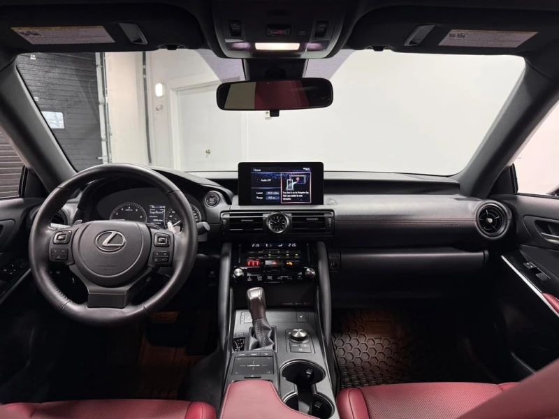 Lexus IS 300 AWD  CARFAX, снимка 9 - Автомобили и джипове - 53088847