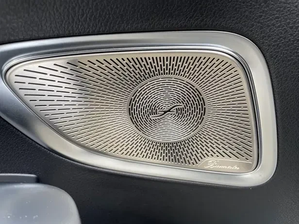 Mercedes-Benz C 200 = AMG Line = Advanced Package Гаранция - изображение 4