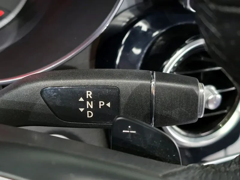 Mercedes-Benz C 180 САМО 30% АВАНС, снимка 16 - Автомобили и джипове - 56064942