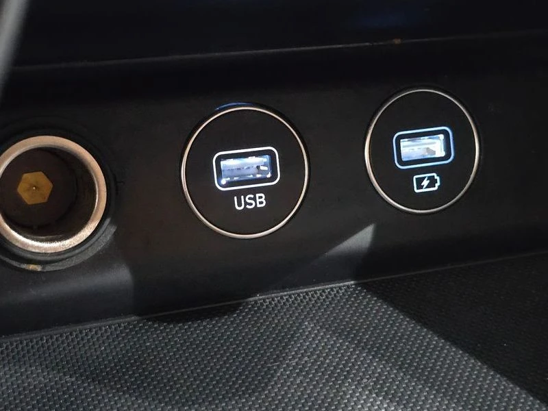 Genesis G70 ���� �� �������� | Mobile.bg � ����������� 13
