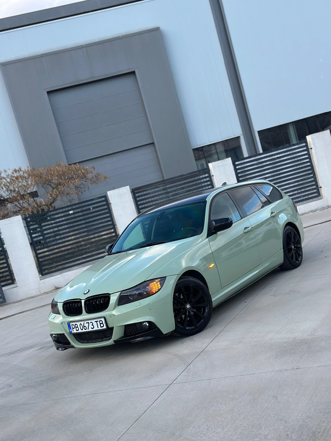 BMW 320 BMW 320d   177 к.с.   N47   2010 г.   Автоматик, снимка 1