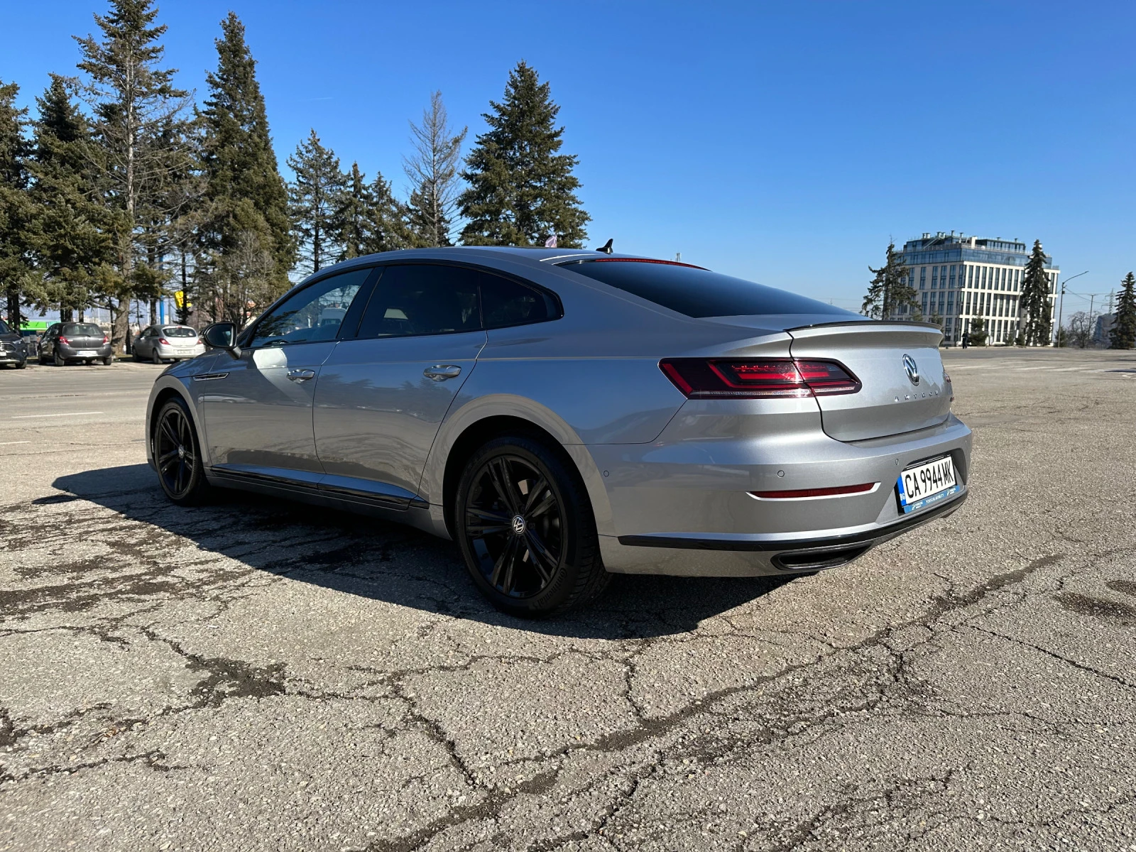 VW Arteon R-LINE - изображение 4