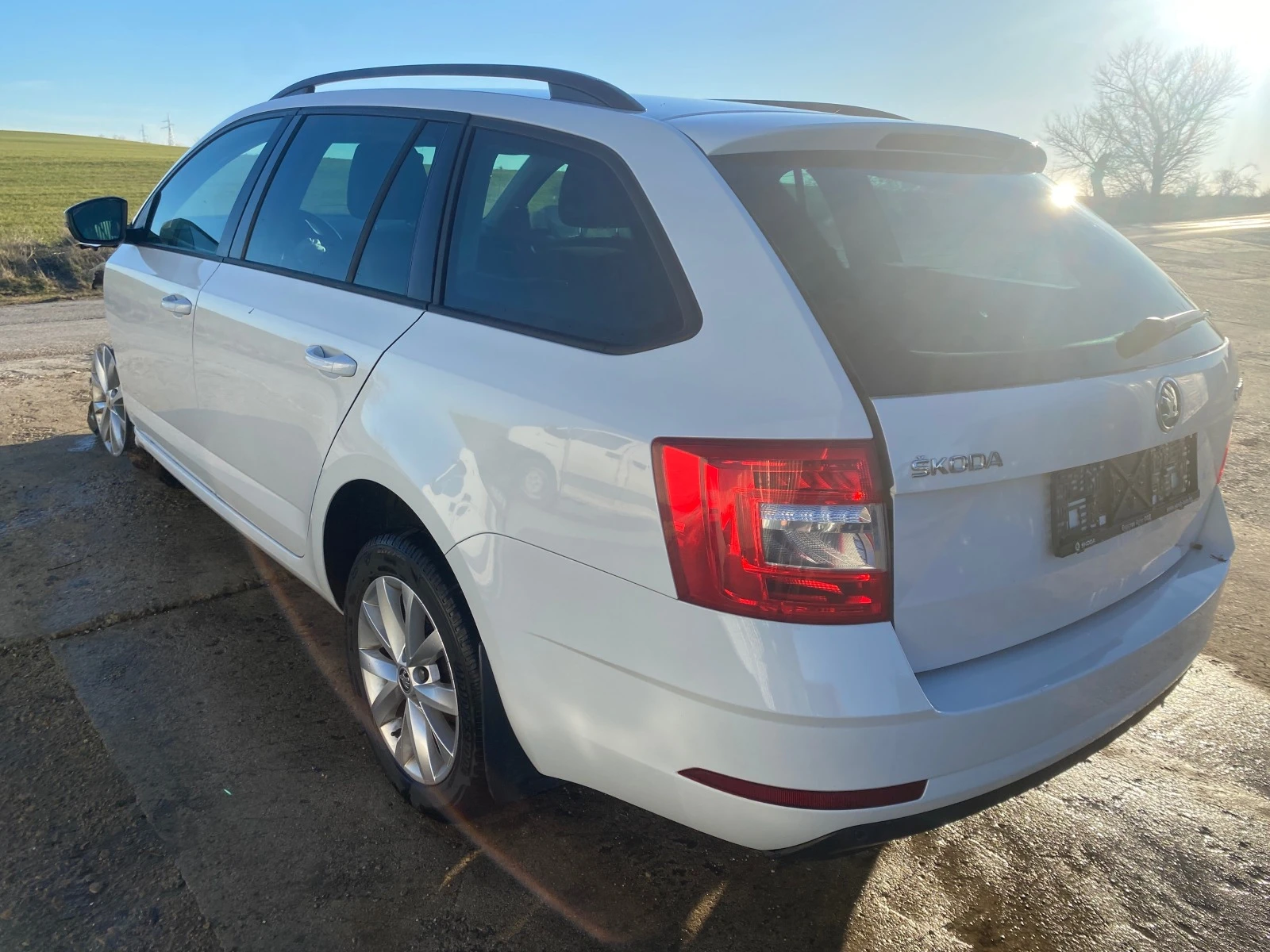 Skoda Octavia 1.5 TSI - изображение 7