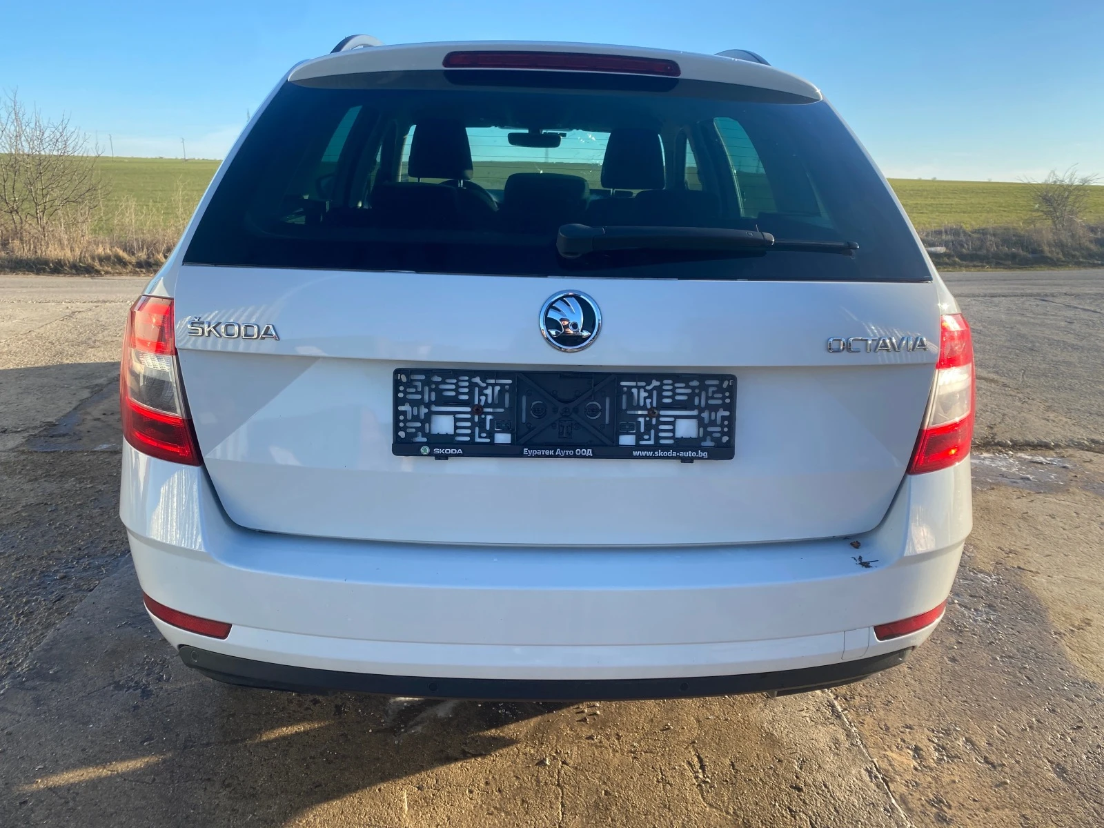 Skoda Octavia 1.5 TSI - изображение 6