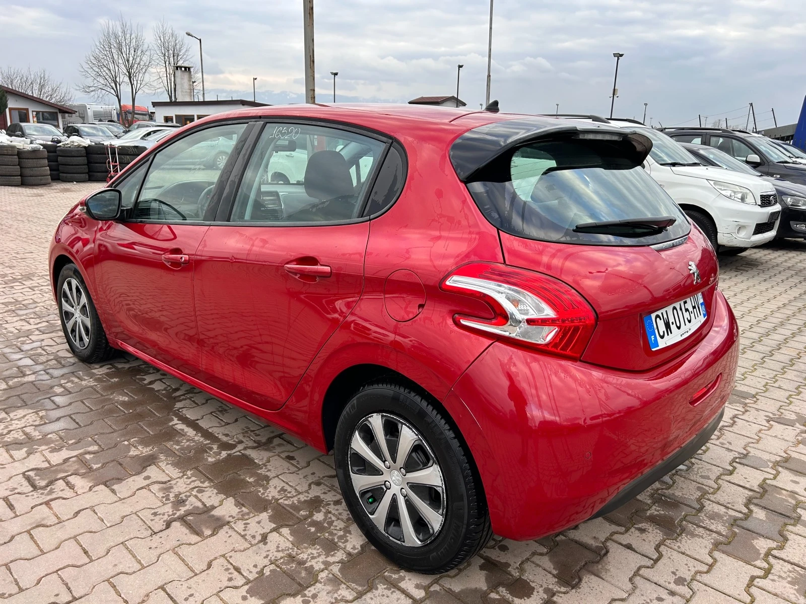 Peugeot 208 1.6HDI AVTOMAT EURO 5 ЛИЗИНГ - изображение 8