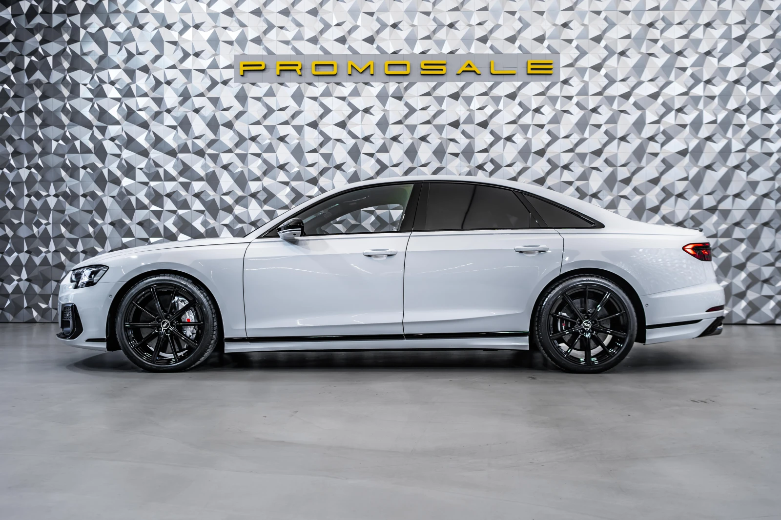 Audi S8 * Керамика* Headup* Pano* SoftCl* 21*  - изображение 3