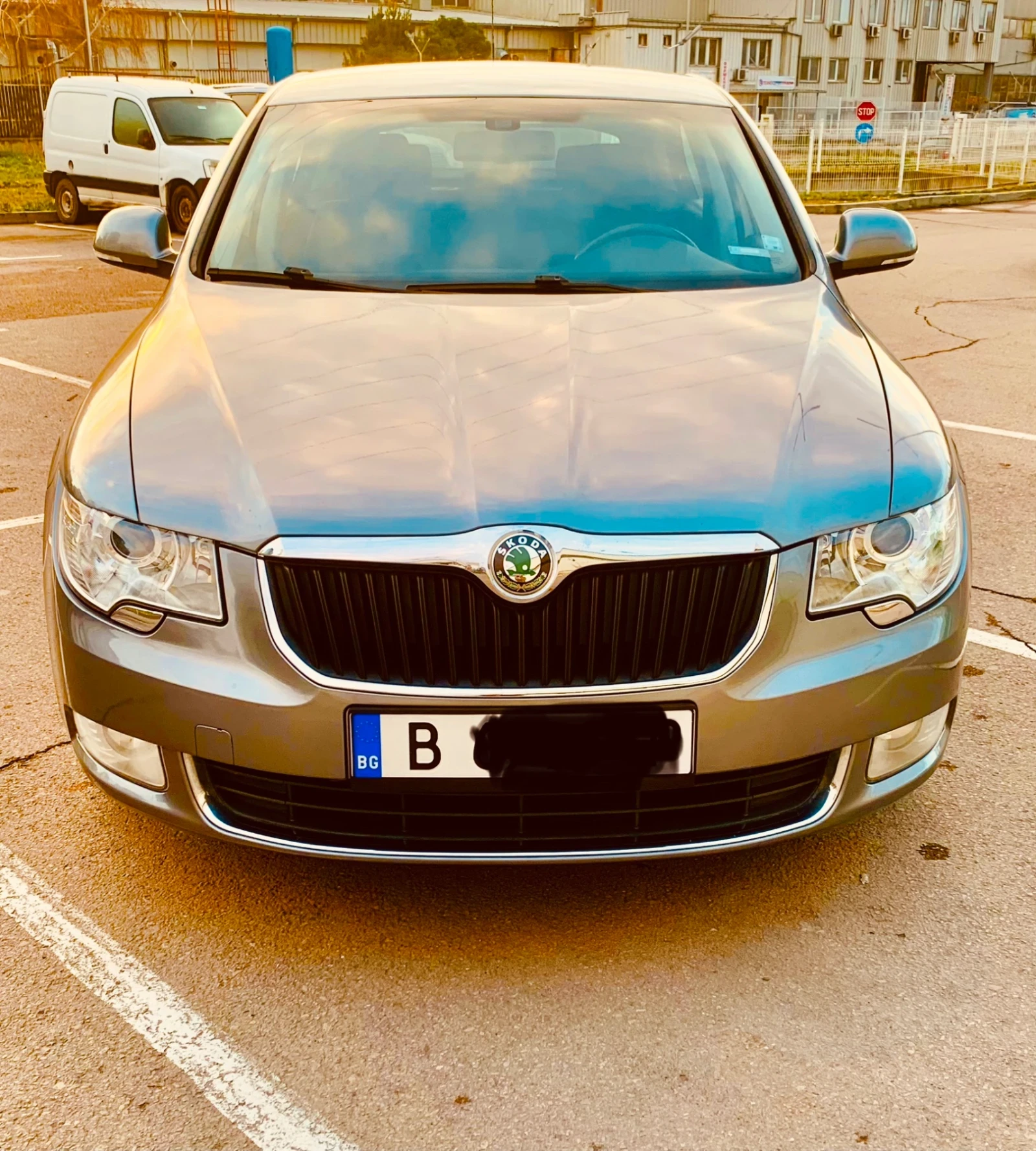 Skoda Superb 2.0TDI 170 к.с.  - изображение 2