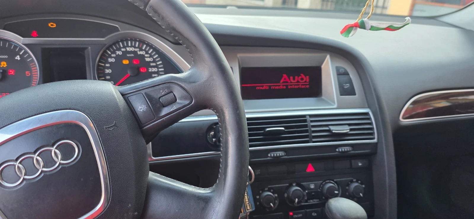 Audi A6, снимка 2 - Автомобили и джипове - 53001926