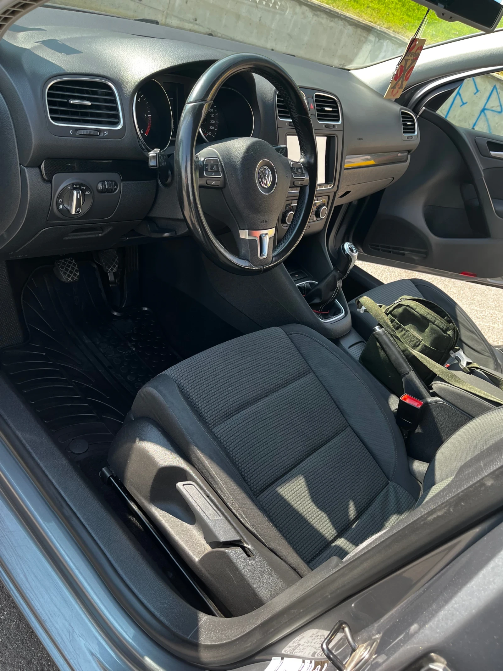 VW Golf 1, 6 TDI Highline - изображение 9