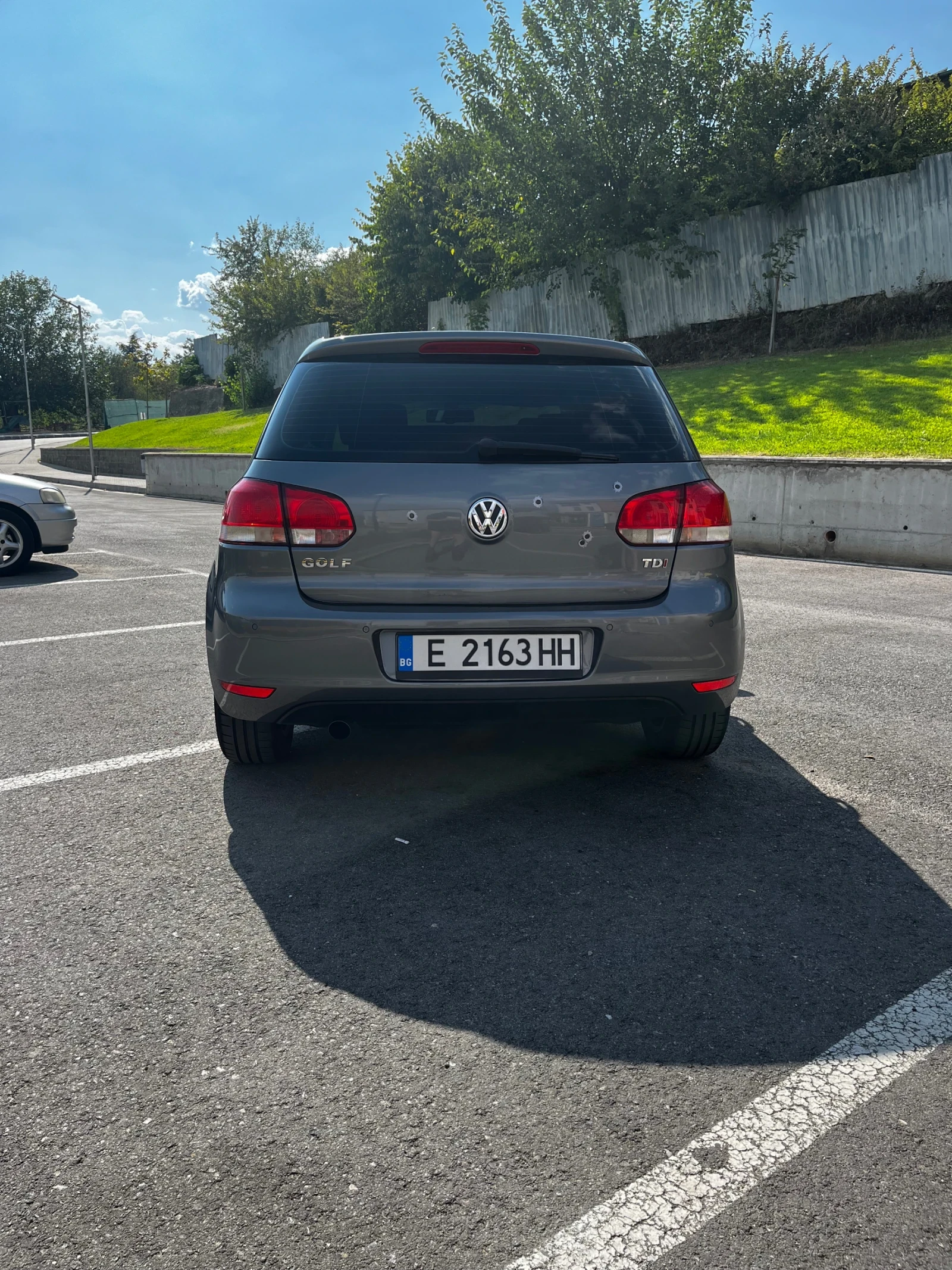 VW Golf 1, 6 TDI Highline - изображение 5