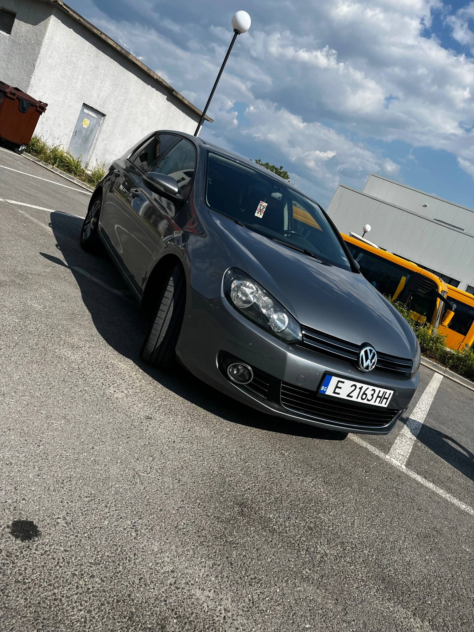 VW Golf 1, 6 TDI Highline - изображение 2