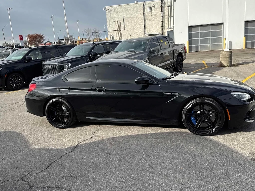 BMW M6 * 2dr Cpe * CARFAX * БЕЗ ПЪРВОНАЧАЛНА ВНОСКА - изображение 3