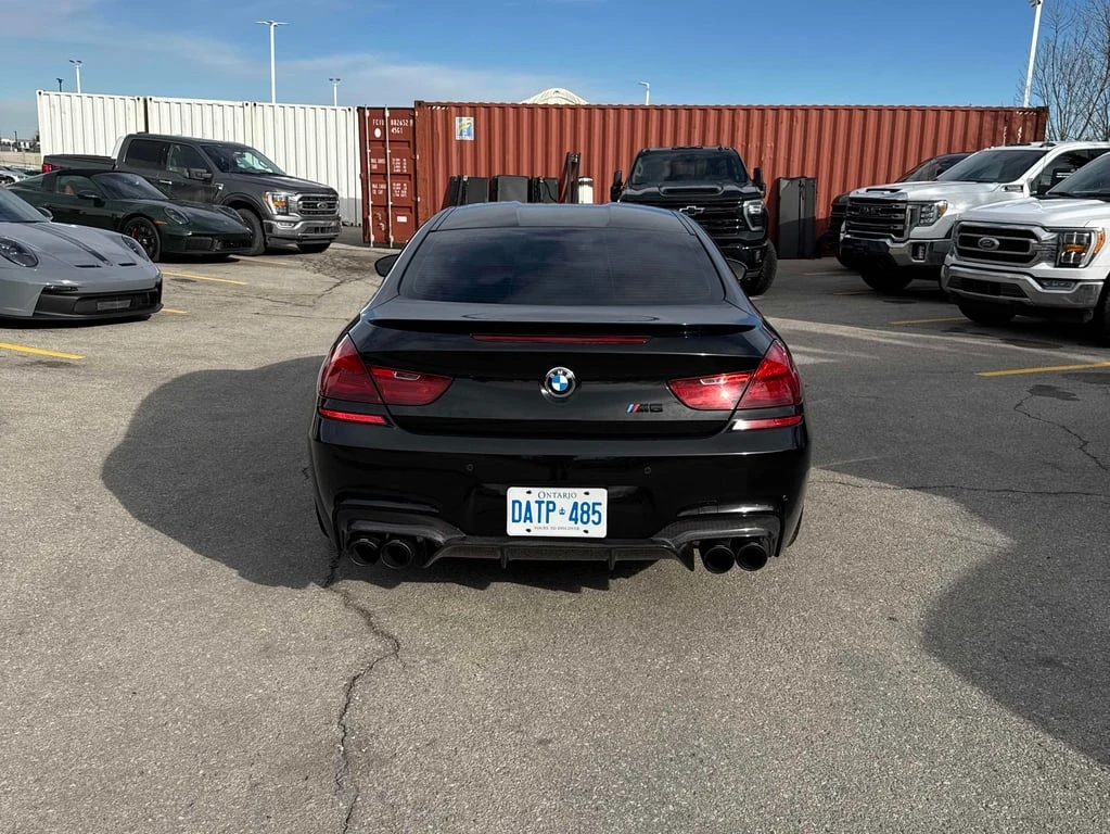 BMW M6 * 2dr Cpe * CARFAX * БЕЗ ПЪРВОНАЧАЛНА ВНОСКА - изображение 4