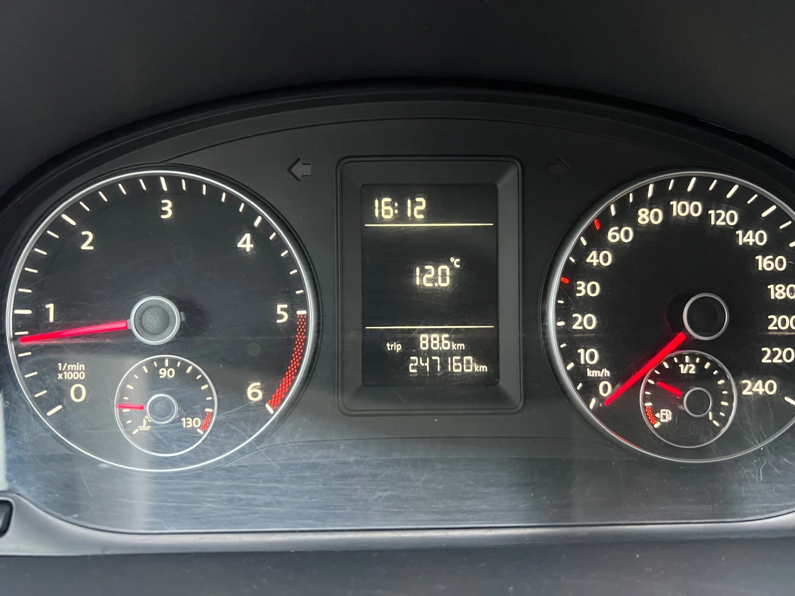 VW Caddy 1.6tdi-Klima-Maxi | Mobile.bg   15