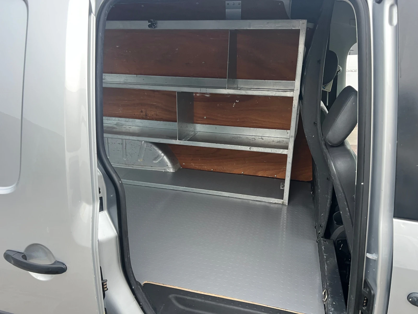 VW Caddy 1.6tdi-Klima-Maxi | Mobile.bg   11