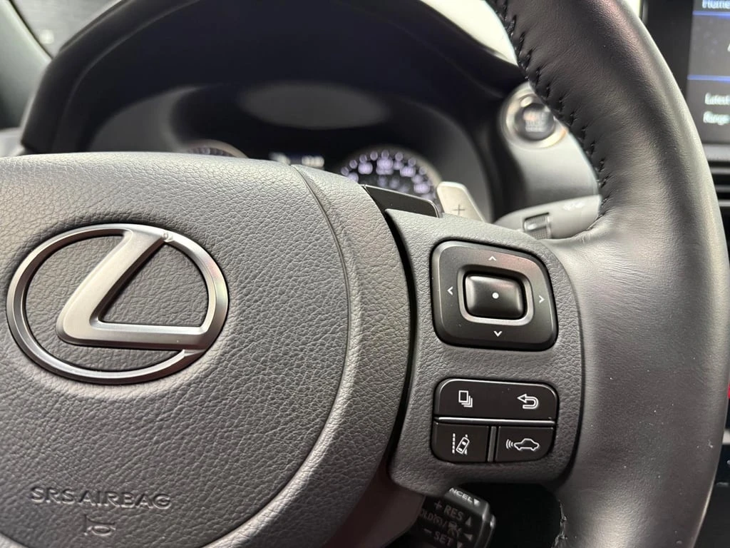 Lexus IS 300 AWD  CARFAX | Mobile.bg � ����������� 12