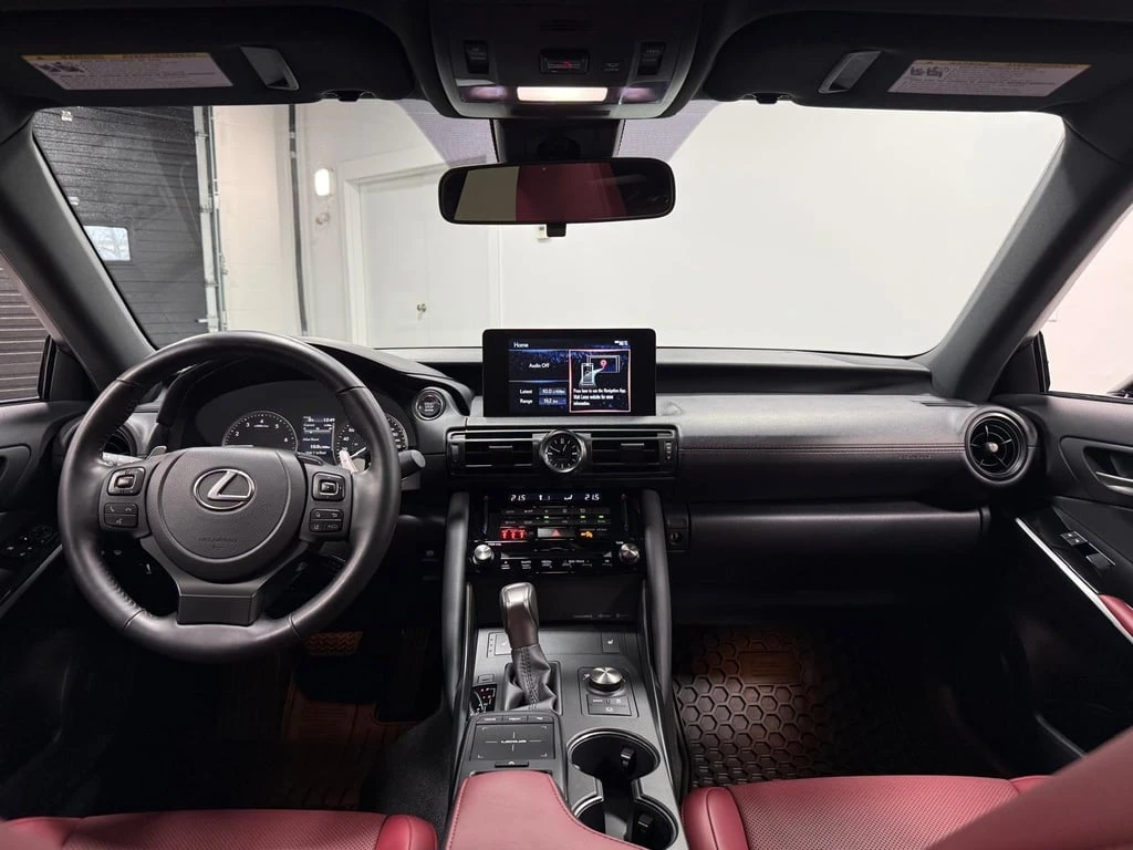 Lexus IS 300 AWD  CARFAX - изображение 9