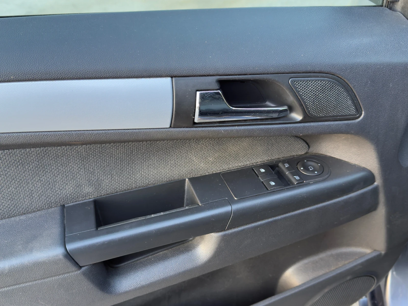 Opel Zafira 1.9  - изображение 8