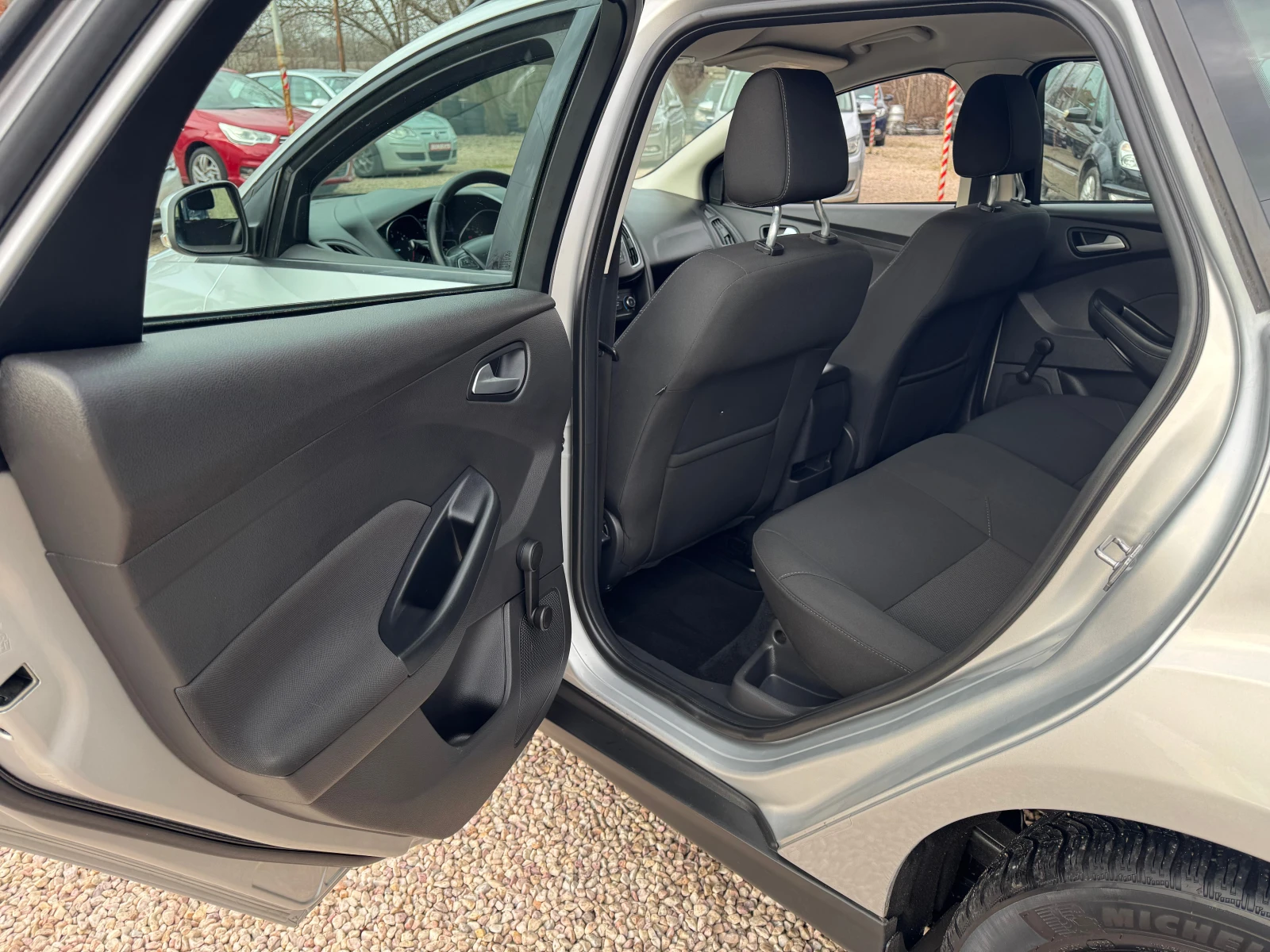 Ford Focus �URO-6 | Mobile.bg � ����������� 17