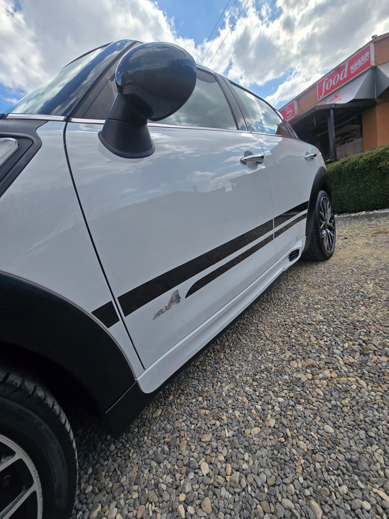 Mini Countryman  JOHN COOPER WORKS от ШВЕЙЦАРИЯ 4Х4 FULL ЕКСТРИ, снимка 3 - Автомобили и джипове - 53998948