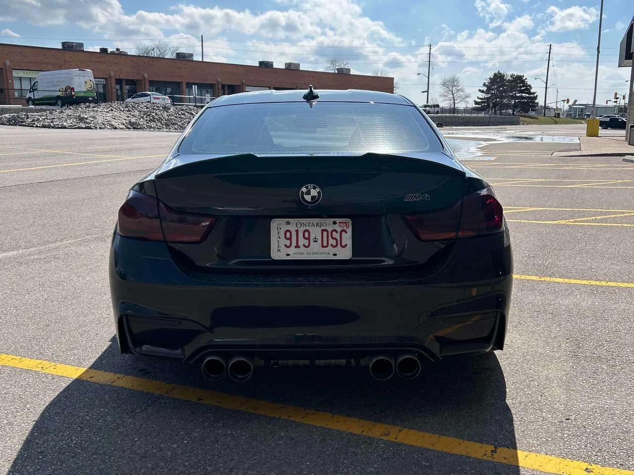 BMW M4 Coupe/HARMAN KARDON/ВТОРИ ГУМИ И ДЖАНТИ, снимка 5 - Автомобили и джипове - 54088027