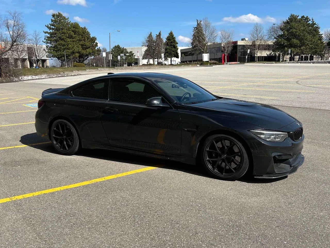 BMW M4 Coupe/HARMAN KARDON/ВТОРИ ГУМИ И ДЖАНТИ, снимка 4 - Автомобили и джипове - 54088027