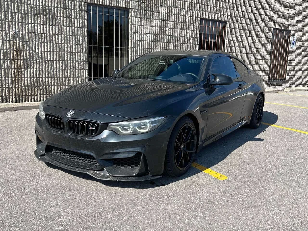BMW M4 Coupe/HARMAN KARDON/ВТОРИ ГУМИ И ДЖАНТИ