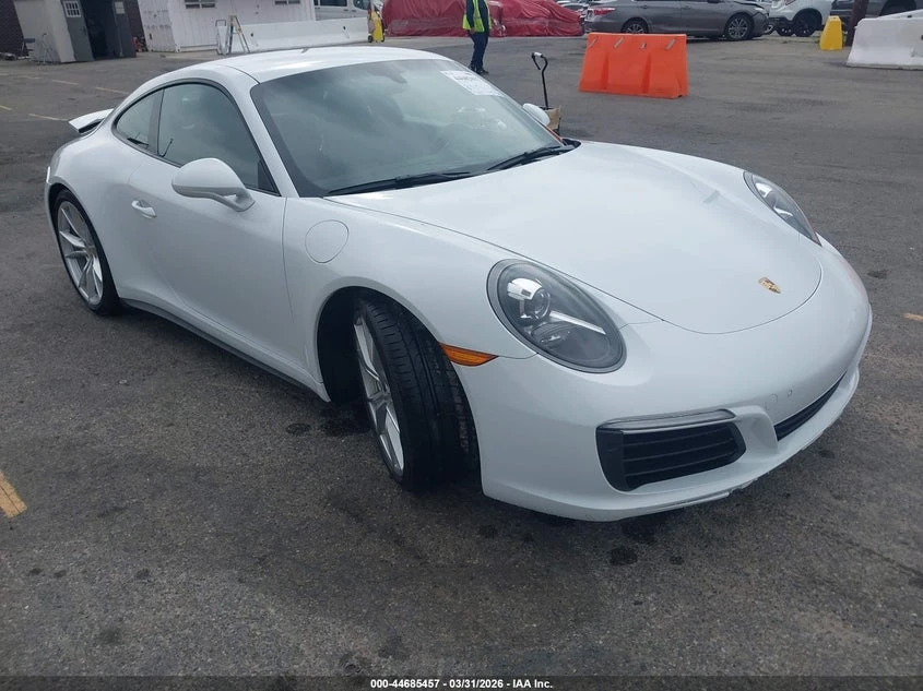 Porsche 911 * Carrera 4S* 