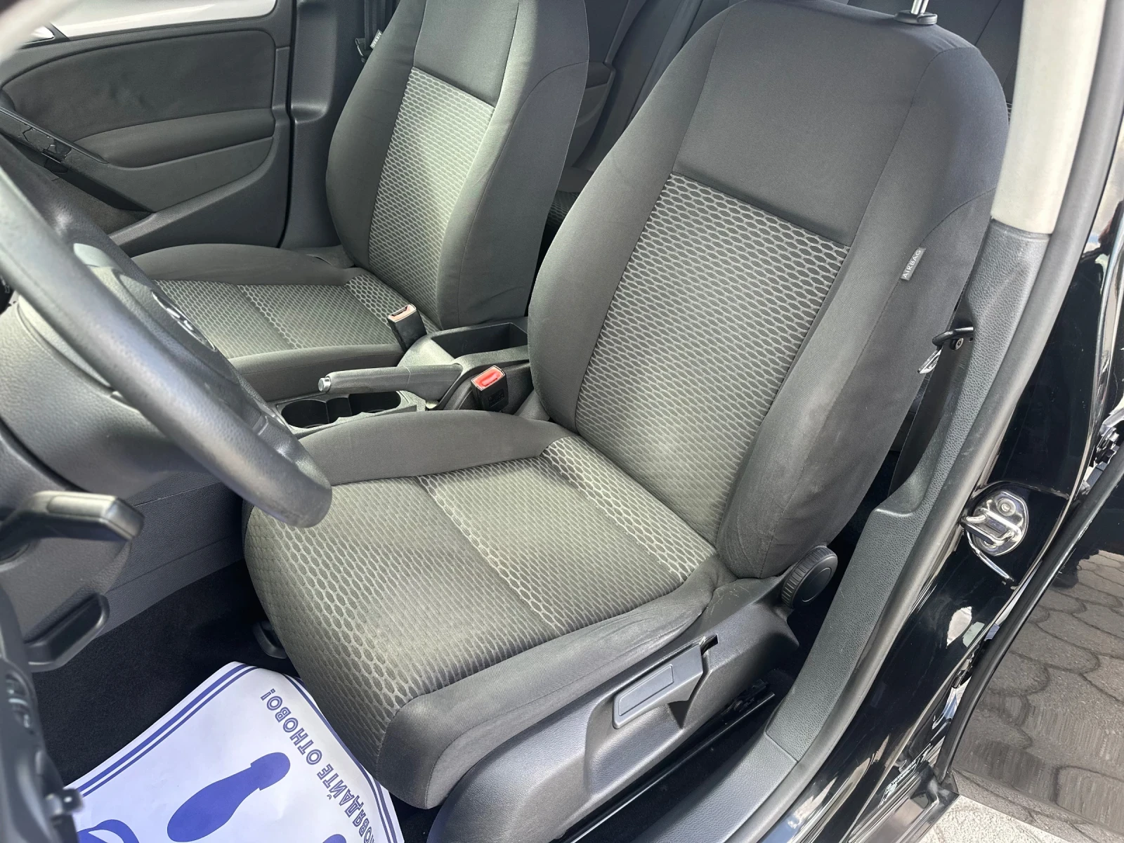 VW Golf 1.4i GAZ, снимка 6 - Автомобили и джипове - 54177688