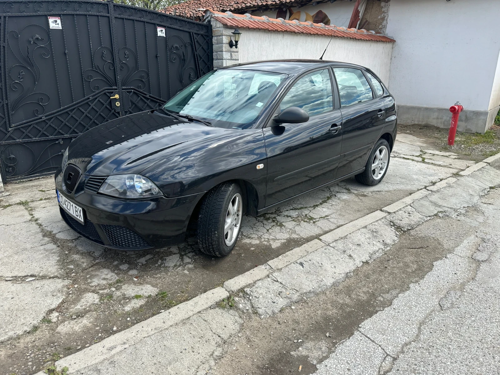 Seat Ibiza 1.4/80k.s/klima, снимка 2 - Автомобили и джипове - 54447843