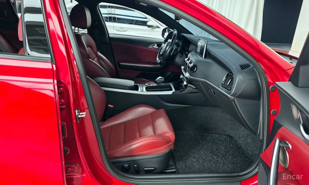 Kia Stinger GT* 3.3* AWD* HEADUP* 360* ������* �����*  | Mobile.bg � ����������� 9
