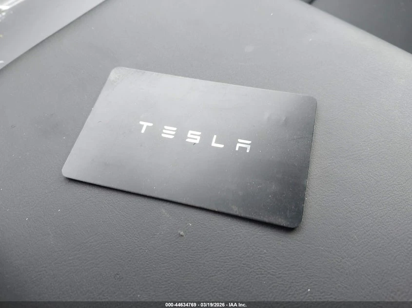 Tesla Model 3 Long Range All-Wheel Drive, снимка 11 - Автомобили и джипове - 54678137