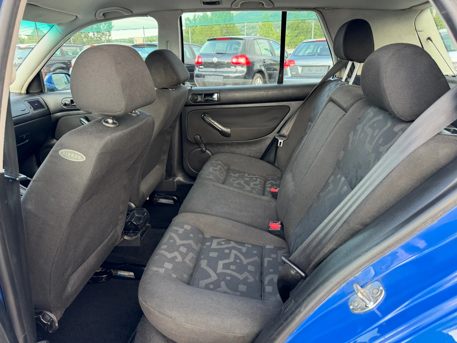 VW Golf 1.9TDI-90PS, снимка 11 - Автомобили и джипове - 54898627