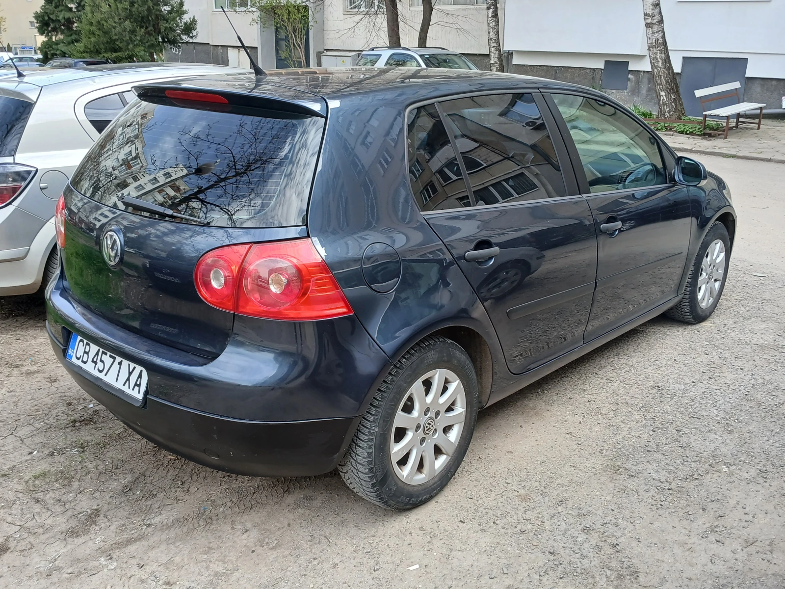 VW Golf, снимка 5 - Автомобили и джипове - 55015506