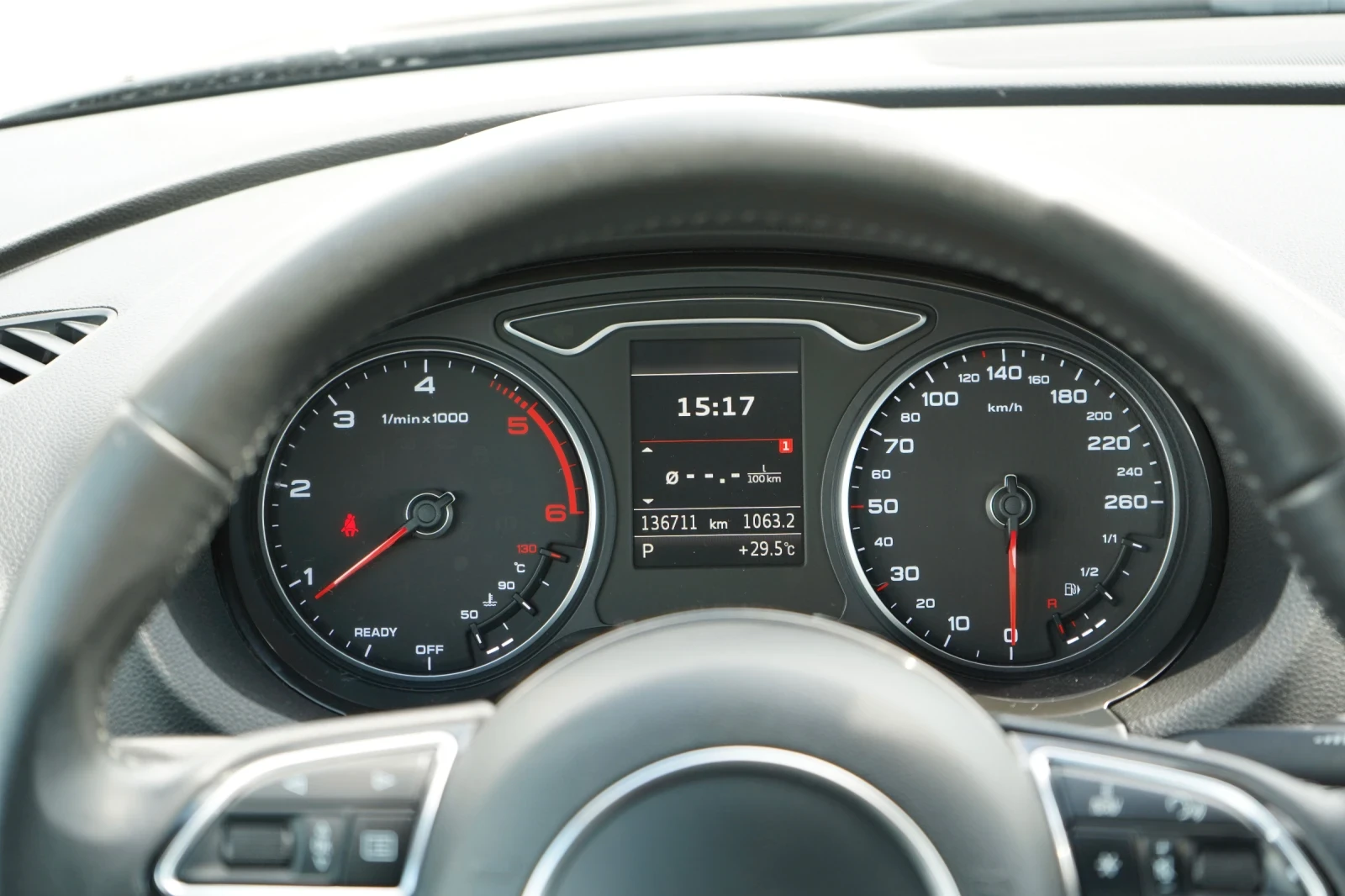 Audi A3 1.6 TDI* РЕГИСТРИРАНА* , снимка 12 - Автомобили и джипове - 55022750
