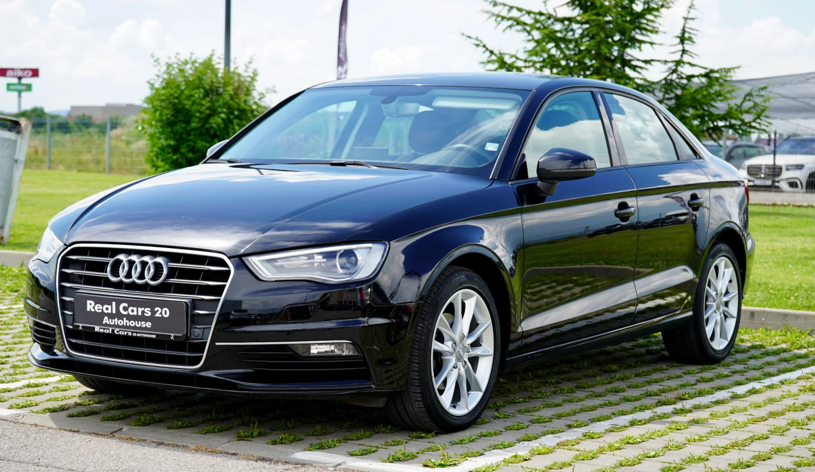 Audi A3 1.6 TDI* РЕГИСТРИРАНА* 