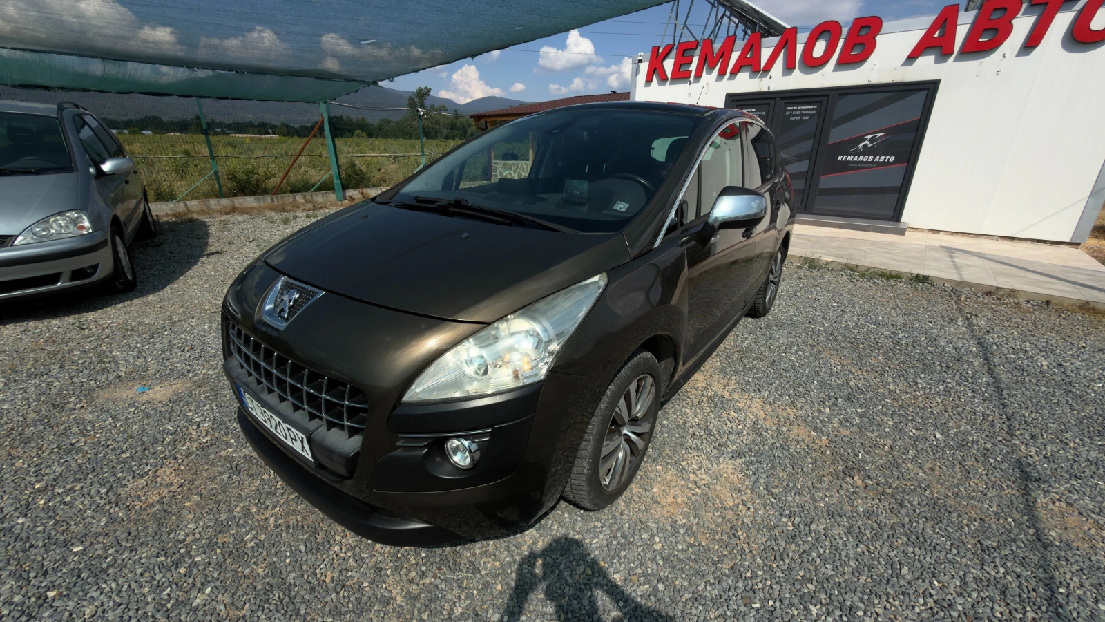 Peugeot 3008 1.6 HDI* 110 к.с* HEADUP* NAVI* , снимка 2 - Автомобили и джипове - 55061585