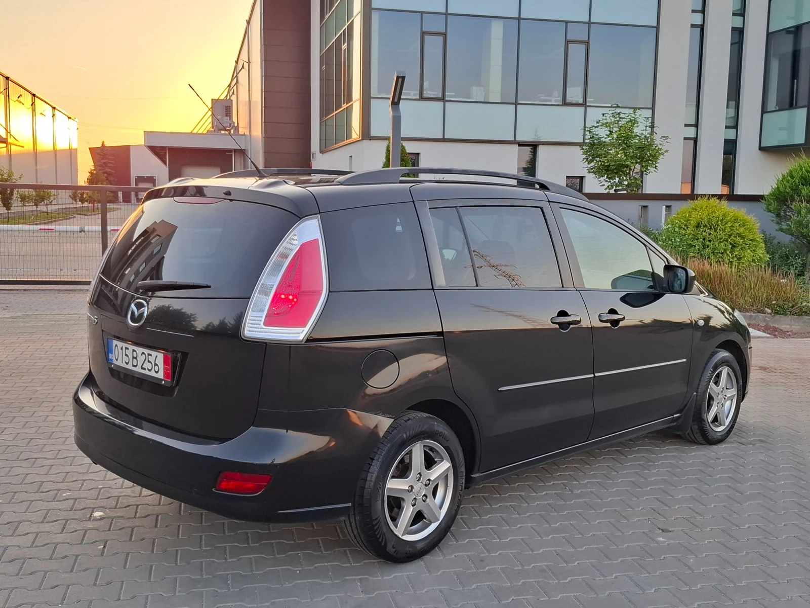 Mazda 5 1.8i* (116кс)* FACELIFT* HOB BHOC* * , снимка 12 - Автомобили и джипове - 55072918