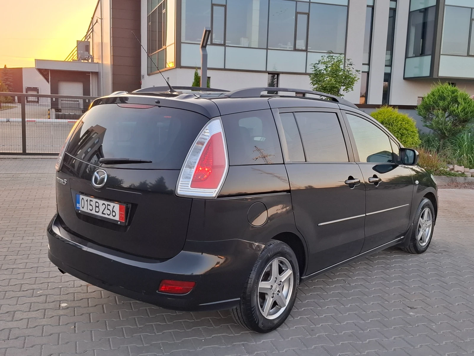Mazda 5 1.8i* (116кс)* FACELIFT* HOB BHOC* * , снимка 13 - Автомобили и джипове - 55072918