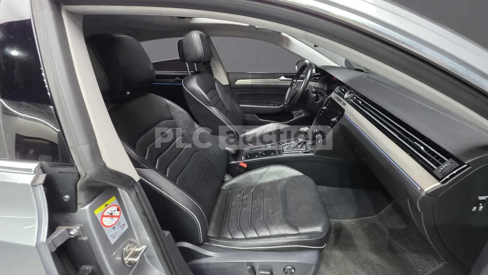 VW Arteon PRESTIGE HEAD UP/360/PANORAMA/ПОДГРЕВ/ОБДУХВАНЕ/, снимка 9 - Автомобили и джипове - 55156069