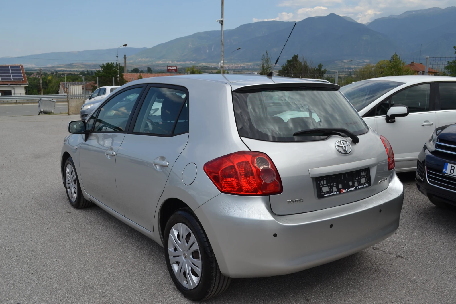 Toyota Auris 1.4D-4D-AVTOMAT, снимка 6 - Автомобили и джипове - 55574574