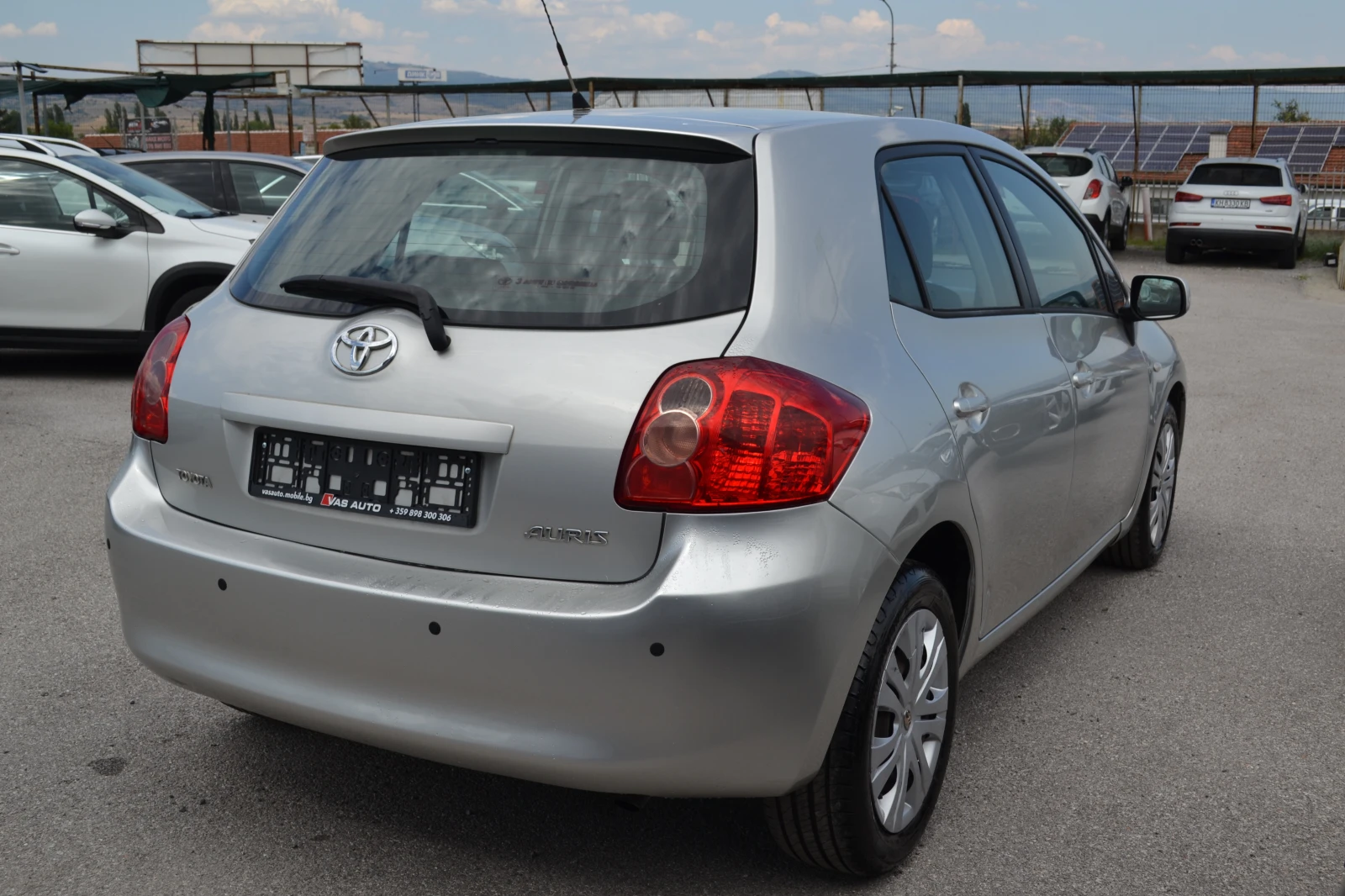 Toyota Auris 1.4D-4D-AVTOMAT, снимка 4 - Автомобили и джипове - 55574574