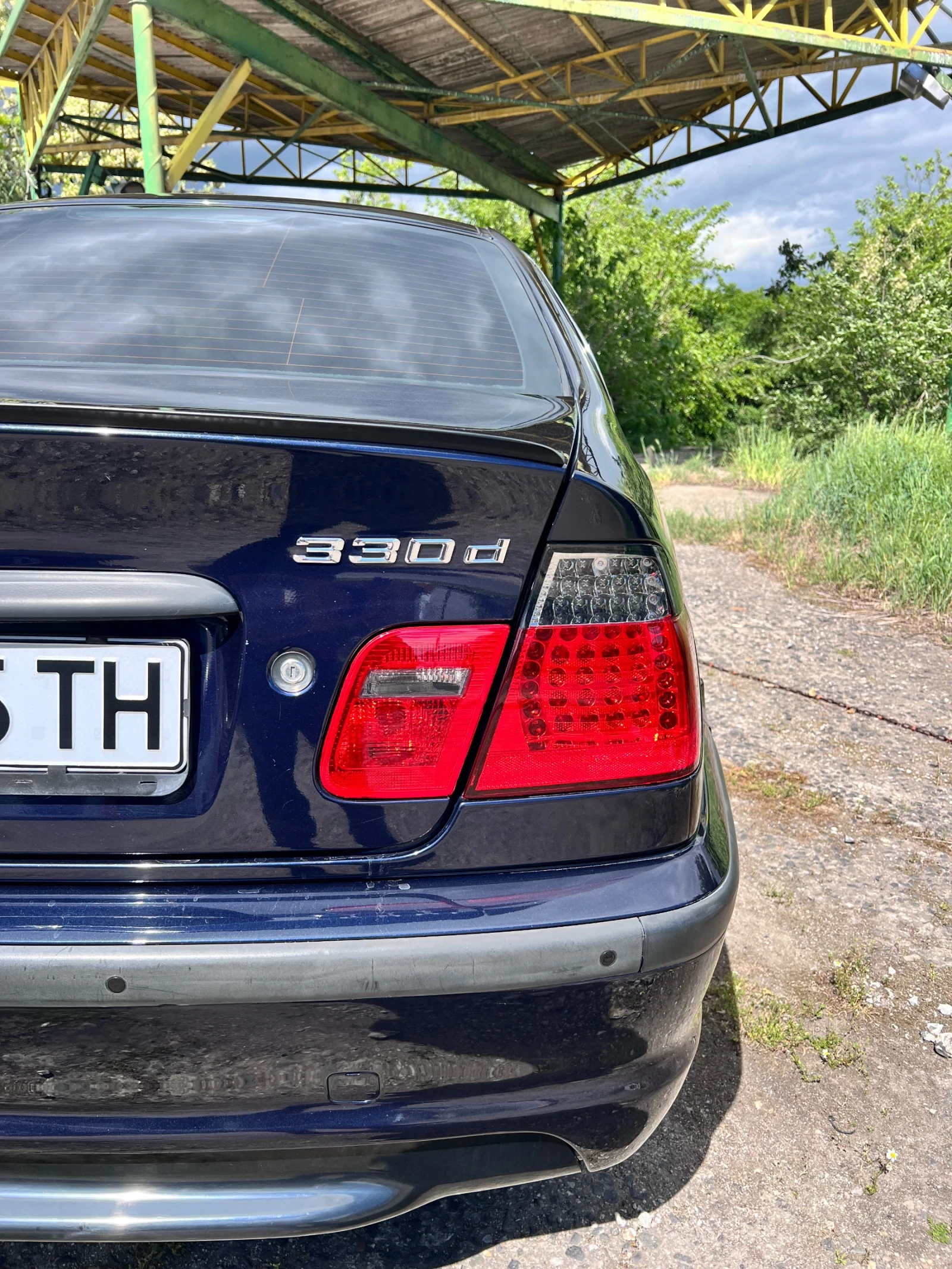 BMW 330, снимка 6 - Автомобили и джипове - 55867832