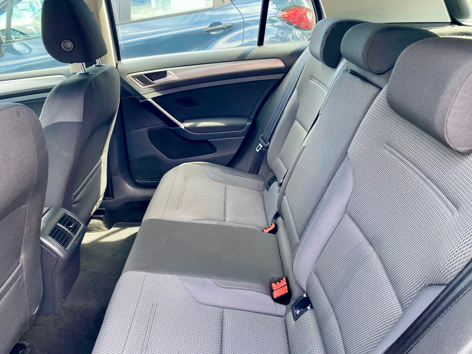 VW Golf, снимка 6 - Автомобили и джипове - 55950867