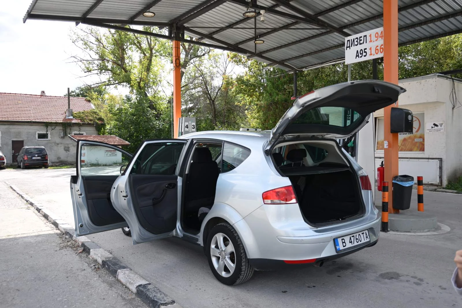 Seat Altea XL 1.9 TDI, снимка 7 - Автомобили и джипове - 56347247