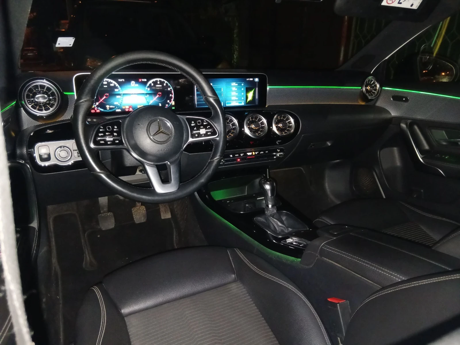 Mercedes-Benz A 200 TURBO - Sport/Comfort - Ambient Lighting  | Mobile.bg � ����������� 14