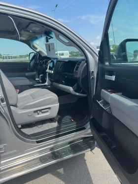 Toyota Tundra Limited TRD, снимка 16