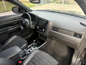 Mitsubishi Outlander 3.0 GT S-AWD, снимка 11