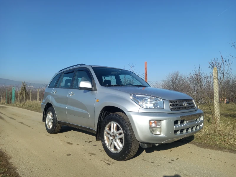 Toyota Rav4 2.0 VVT-i  4x4, снимка 1 - Автомобили и джипове - 48410039